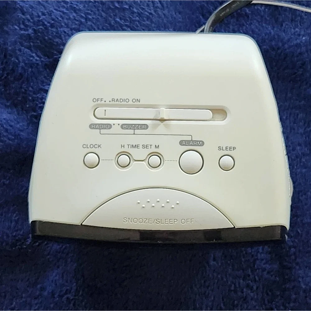 Sony Dream‎ Machine White Digital Alarm Clock ICF-C111
